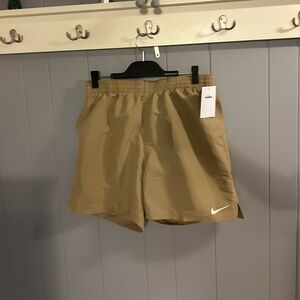 nwt nike swim trunks